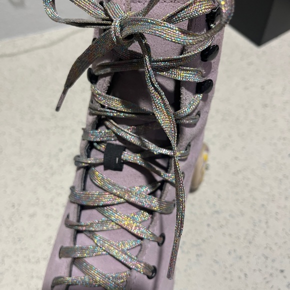 Limited Edition Moonlight Roller Cosmic Quartz x Grindstone Rollerskates - Picture 12 of 15